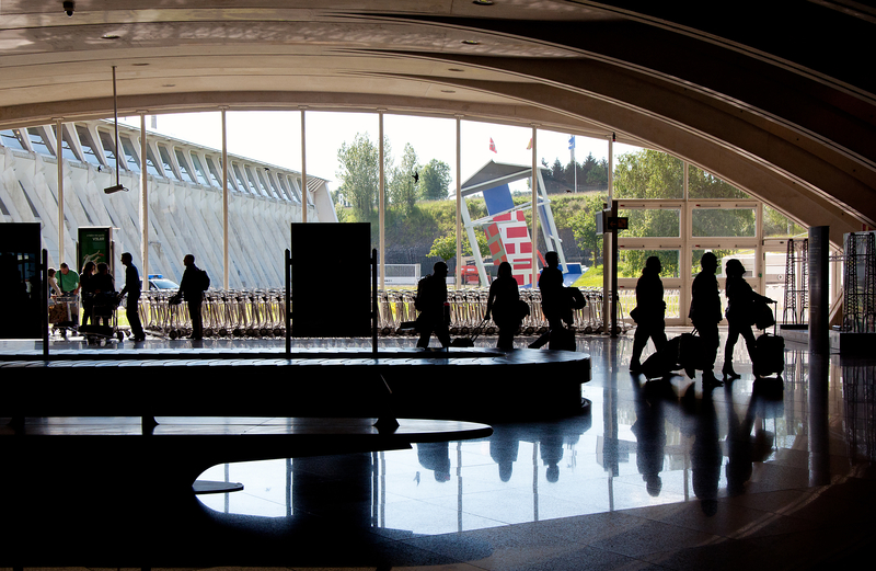 La Terminal del Aeropuerto de Bilbao está diseñada por el famoso arquitecto Santiago Calatrava.